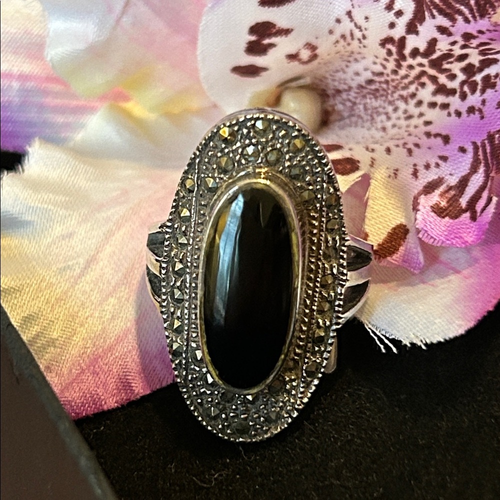 Elegant Black Onyx and Silver Women's Ring